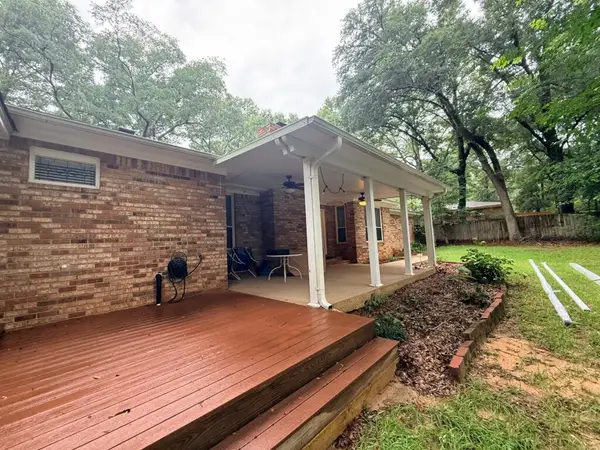 Screened Porch Installation in Pensacola — outdoor space transformation